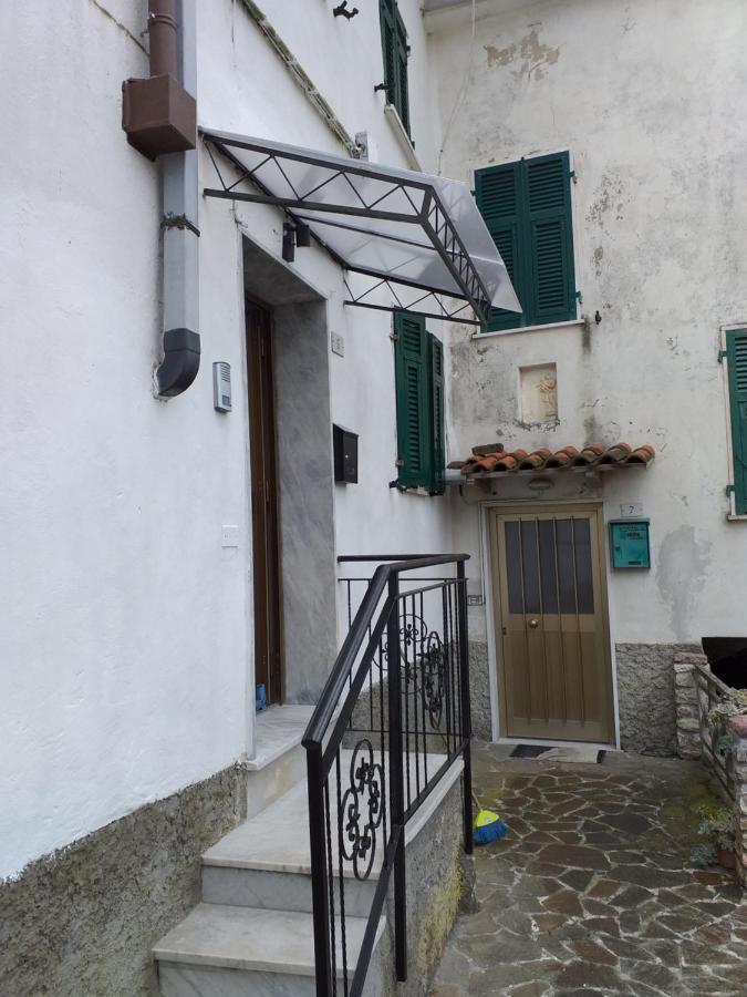 Вілла Casa Di Vecchio Borgo Сарцана Екстер'єр фото